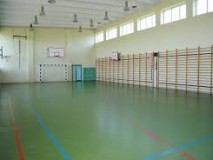 Czyszczenie hal sportowych i wielofunkcyjnych