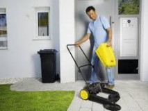 Zamiatarki  przydomowe Karcher w sklepach Ogrodowczyk